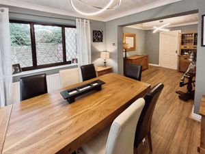 Dining Room- click for photo gallery